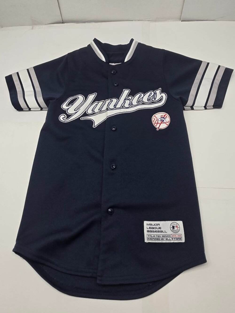 Derek Jeter #2 New York Yankees MLB Jersey Youth Small True Fan
